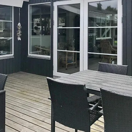 Three-bedroom Holiday In 21 Hébergement de vacances